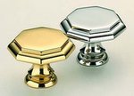Omnia 9146/30 1-3/16 Inch Diameter Solid Brass Knob