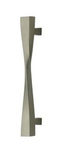 Omnia Ultima I 9009/118 4-5/8 Inch Center to Center Solid Brass Pull
